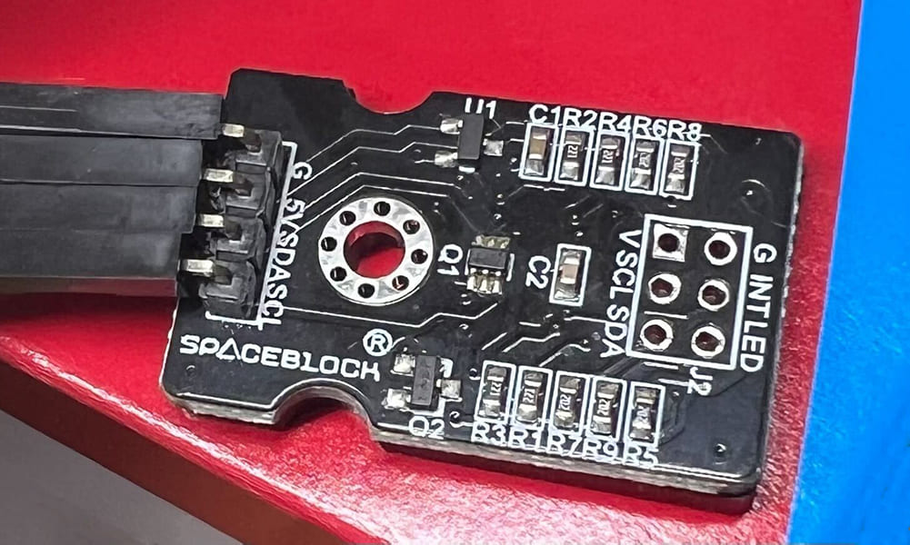Photo of the back of the color sensor module